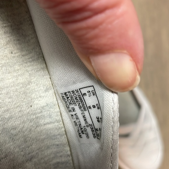 Clark’s cloudsteppers 8W - Picture 3 of 3